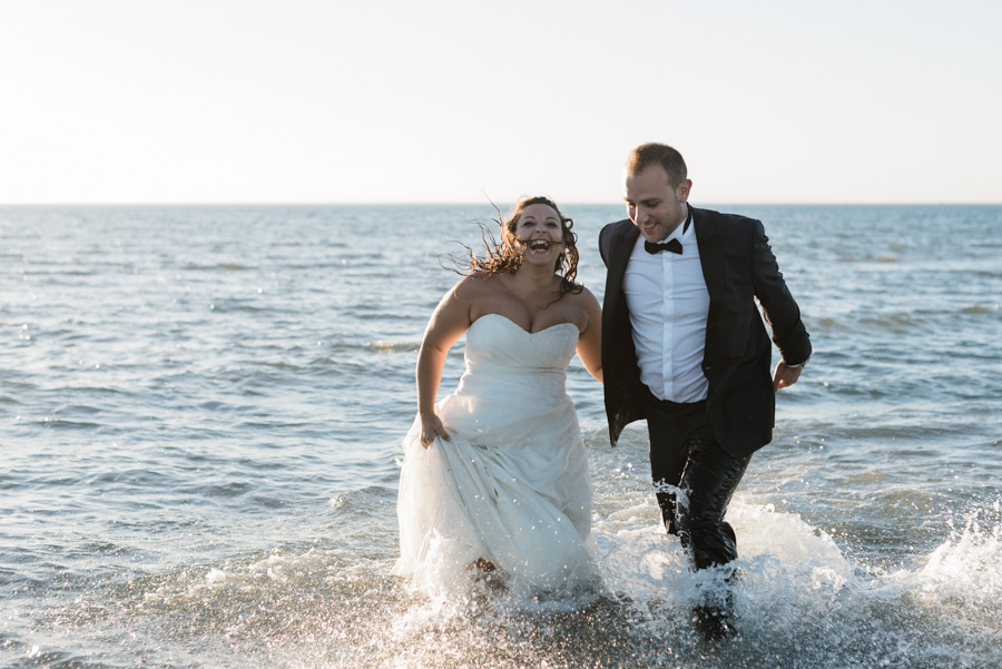 photographe mariage marseille aix toulon trash the dress plage mer